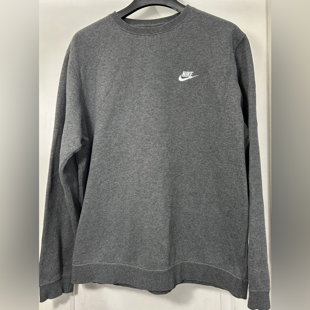 Nike Gray Crewneck Sweatshirt — Classic Embroidered Logo — Size XL